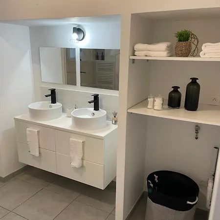 Rose בית נופש *