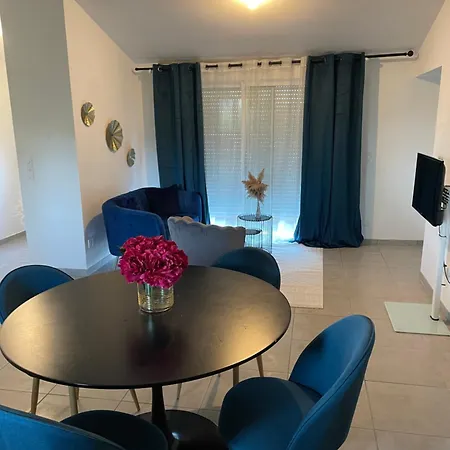 Rose Holiday home